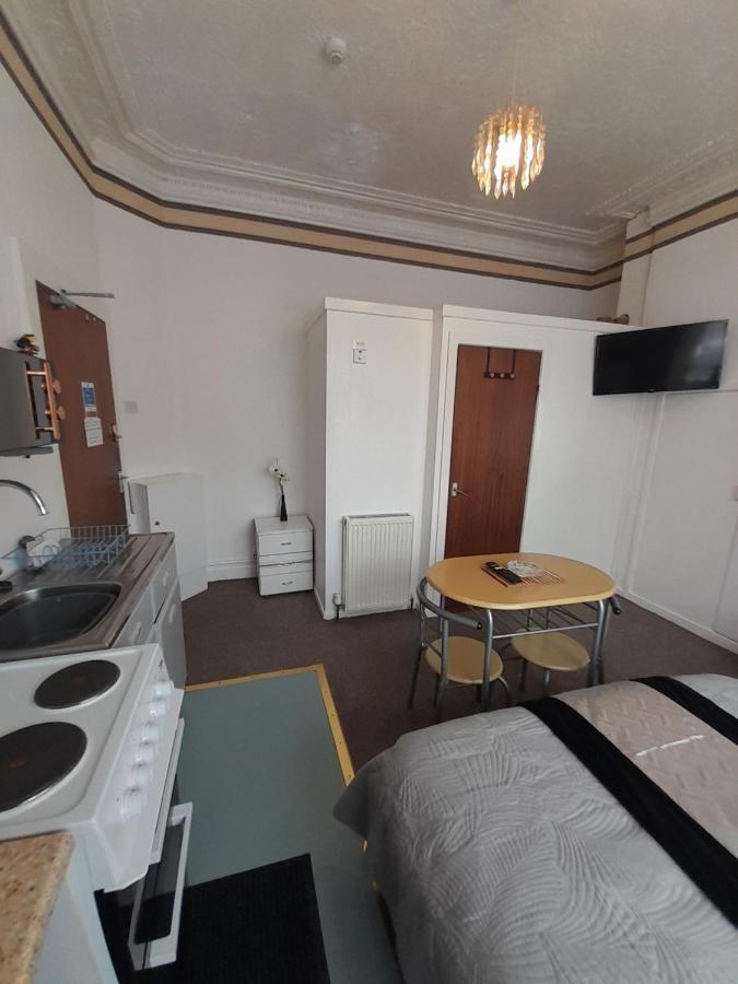 Nova Holiday Apartments Blackpool Buitenkant foto